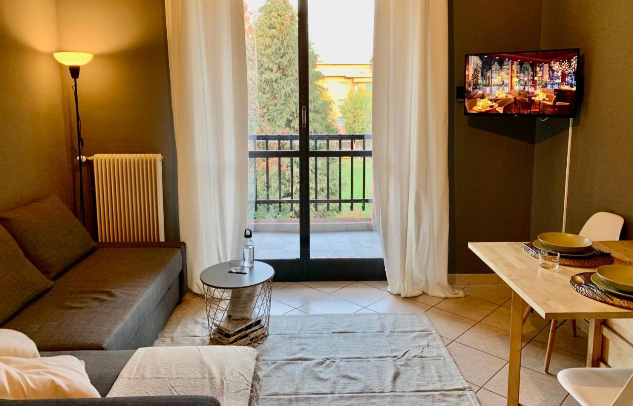 Gius' Apartment Elegante Vicino Ospedale Biella Gaglianico ภายนอก รูปภาพ